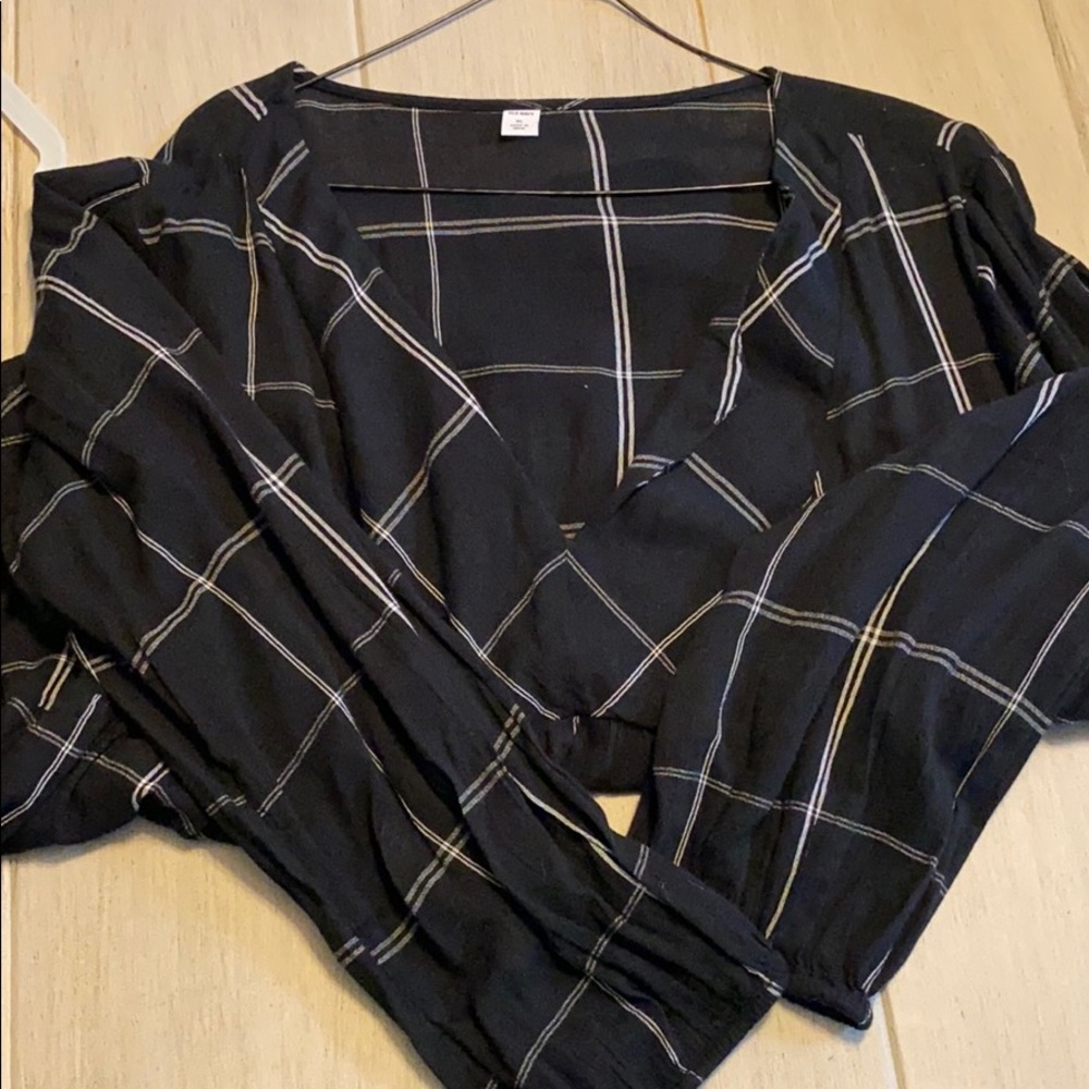 Black and white plaid top